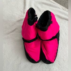 Bloch AS bright pink ballet bootie
